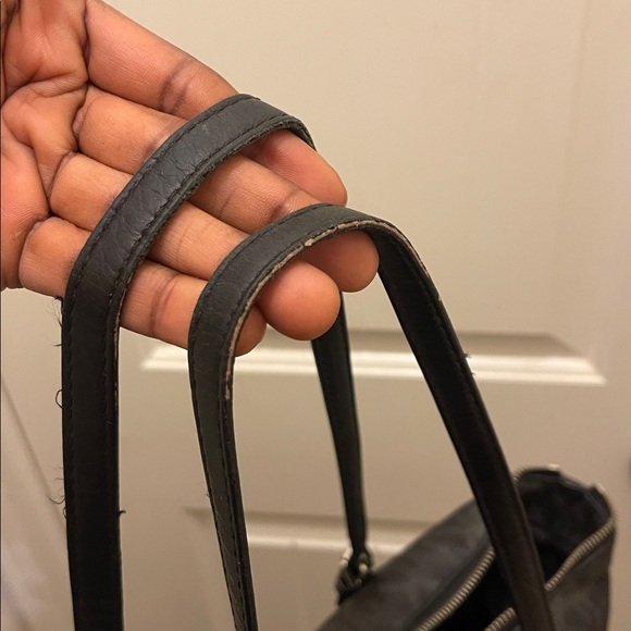 Michael Kors Black Tote Bag. Please read Description Notes - Picture 15 of 16